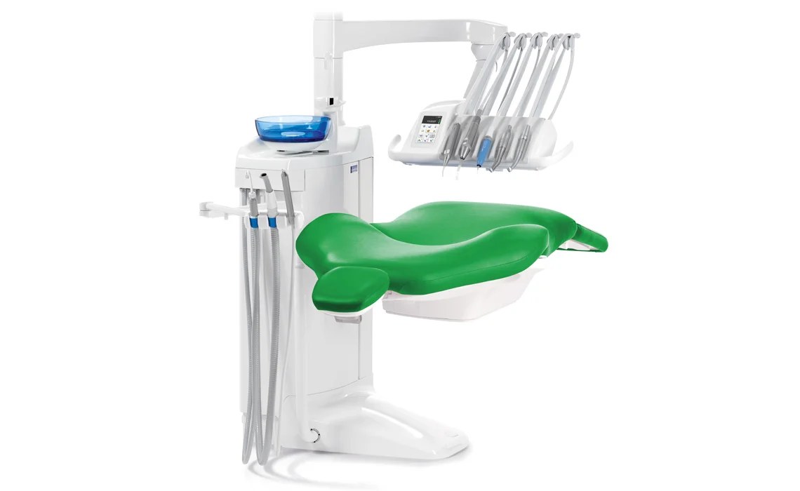 Unit dentar Planmeca Compact i Classic cu instrumente balansate pe sus